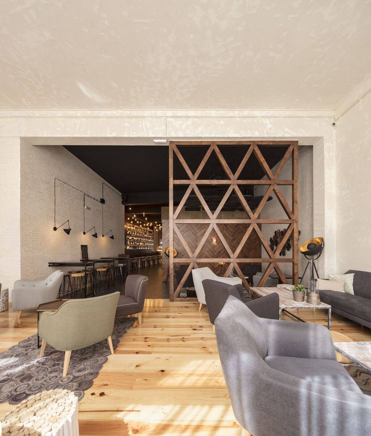 Projeto de interiores Spirito no Porto - design e mobiliário por medida Hakaba